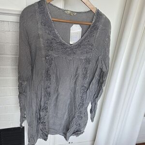 New Anandas Collection Boho Gray Lightweight Tunic Womens Large NWT